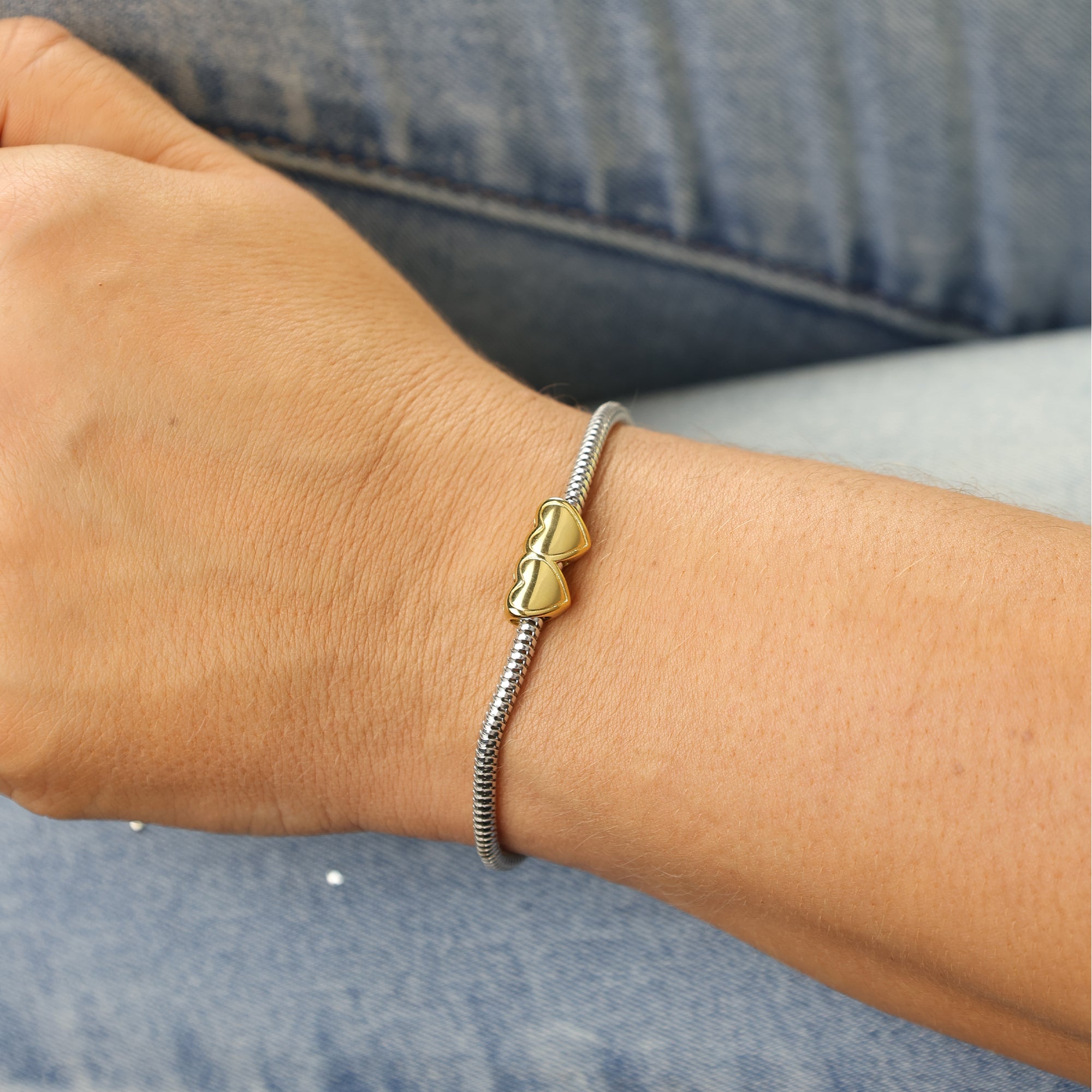 Ready-0223-5G_2.jpg