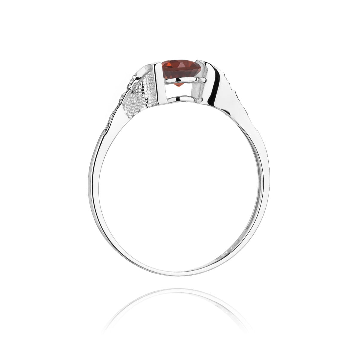 W120 prsteň Garnet 0.60ct biele zlato Au 585/1000 - 2